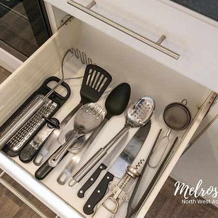 Manchester Work Stays 2Br Home With Parking & Wifi エクステリア 写真