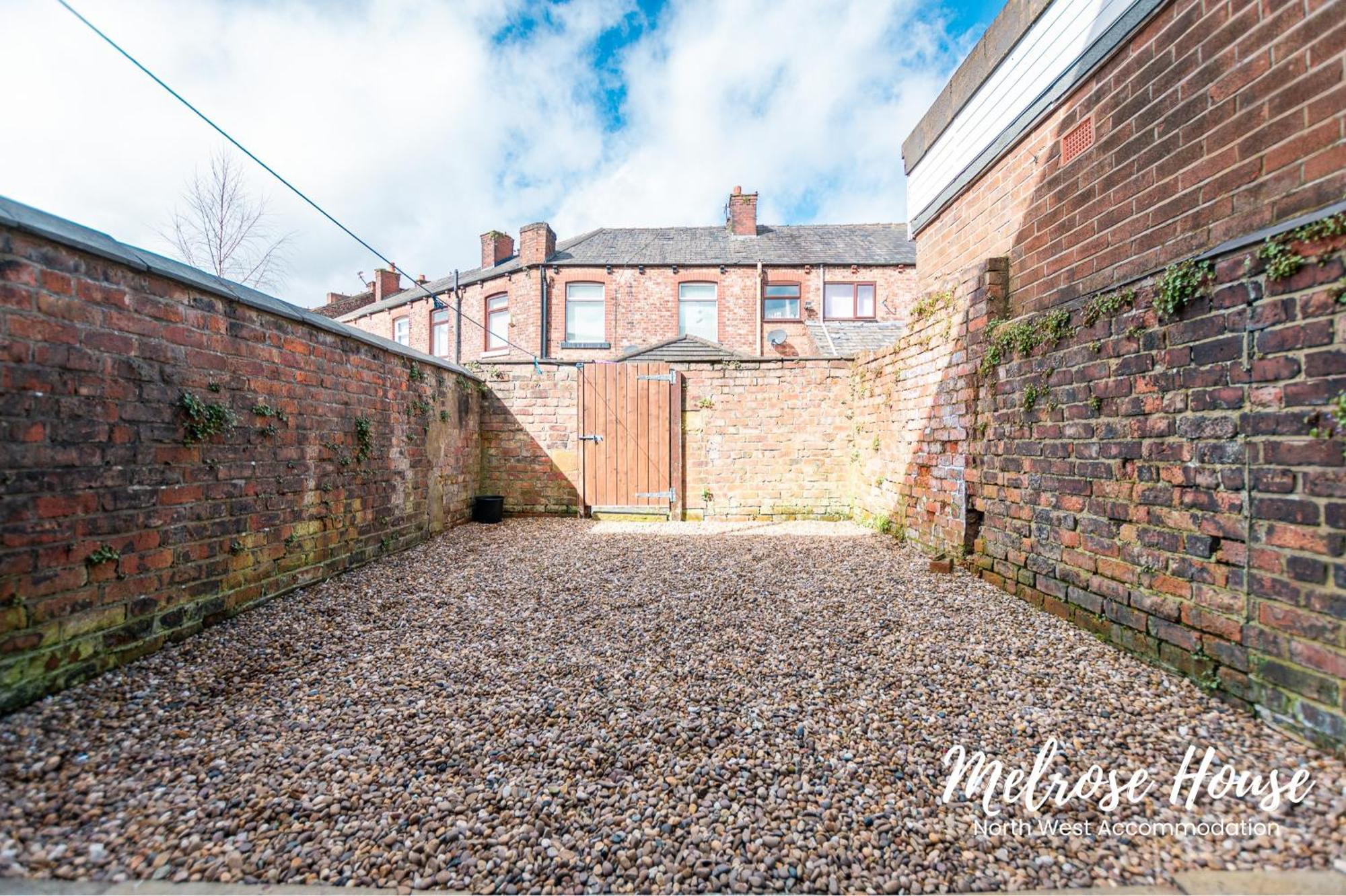 Manchester Work Stays 2Br Home With Parking & Wifi エクステリア 写真