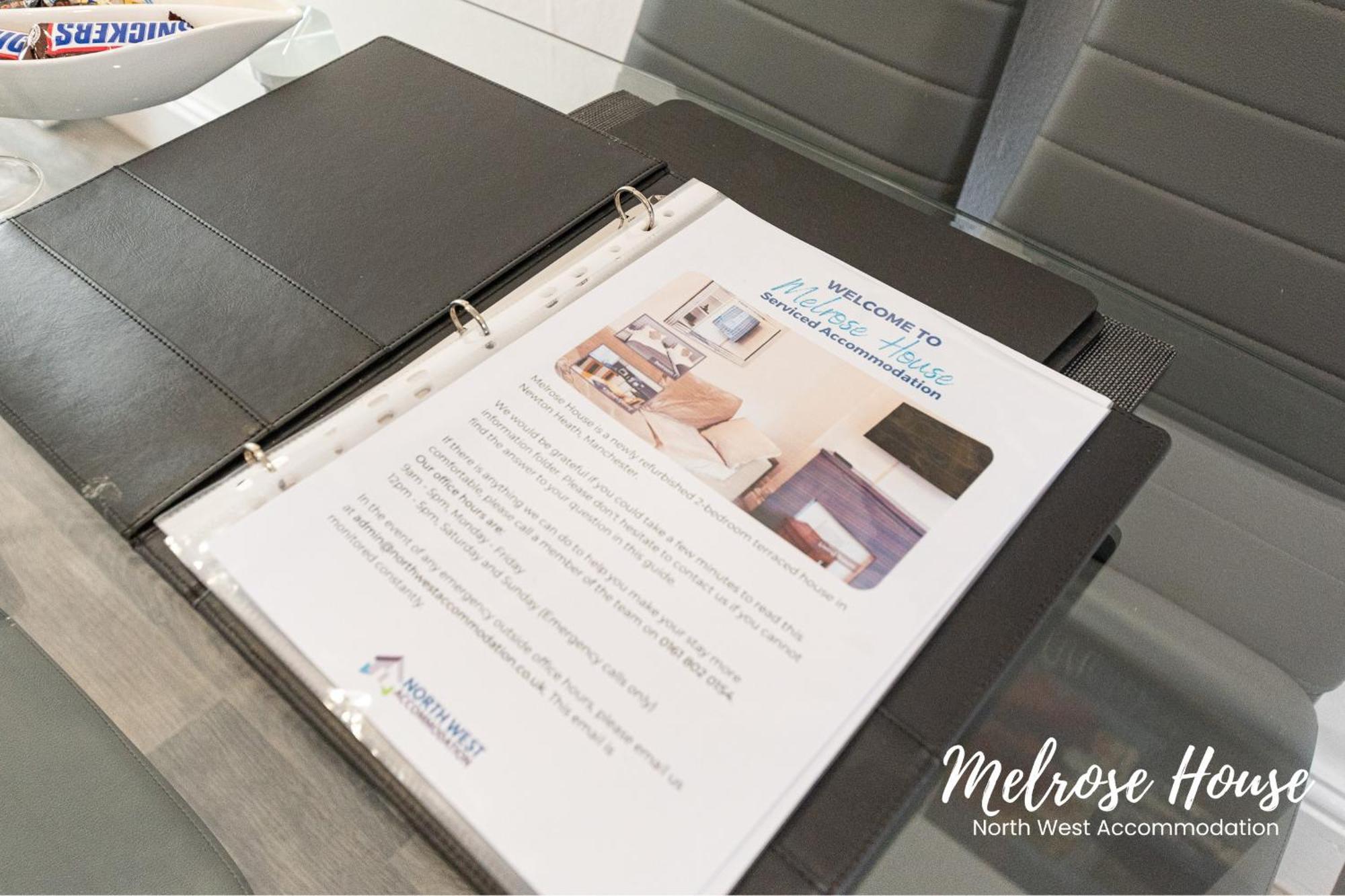 Manchester Work Stays 2Br Home With Parking & Wifi エクステリア 写真
