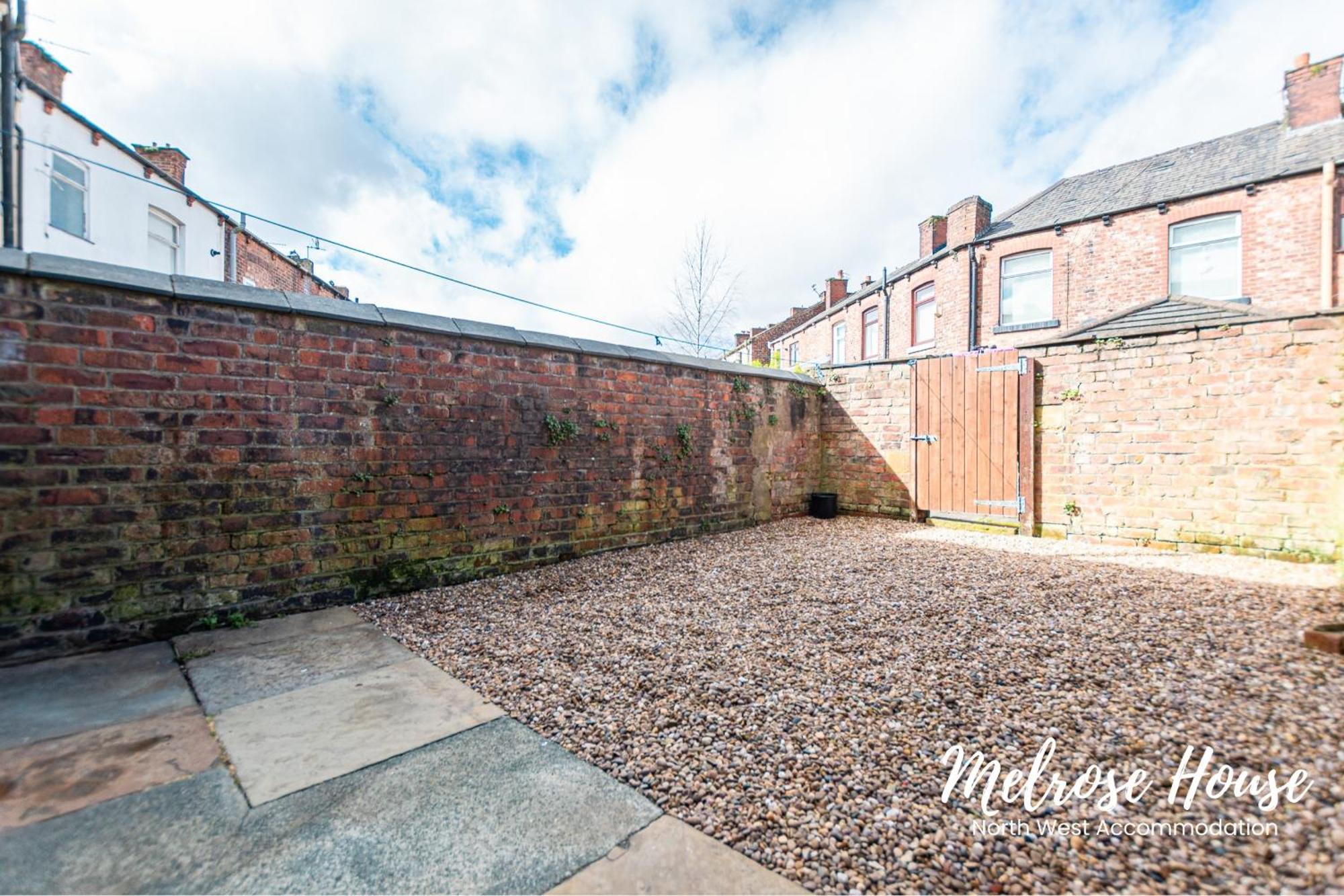 Manchester Work Stays 2Br Home With Parking & Wifi エクステリア 写真